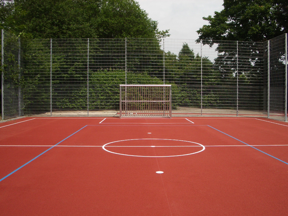 Neubau Kleinsportfeld 0